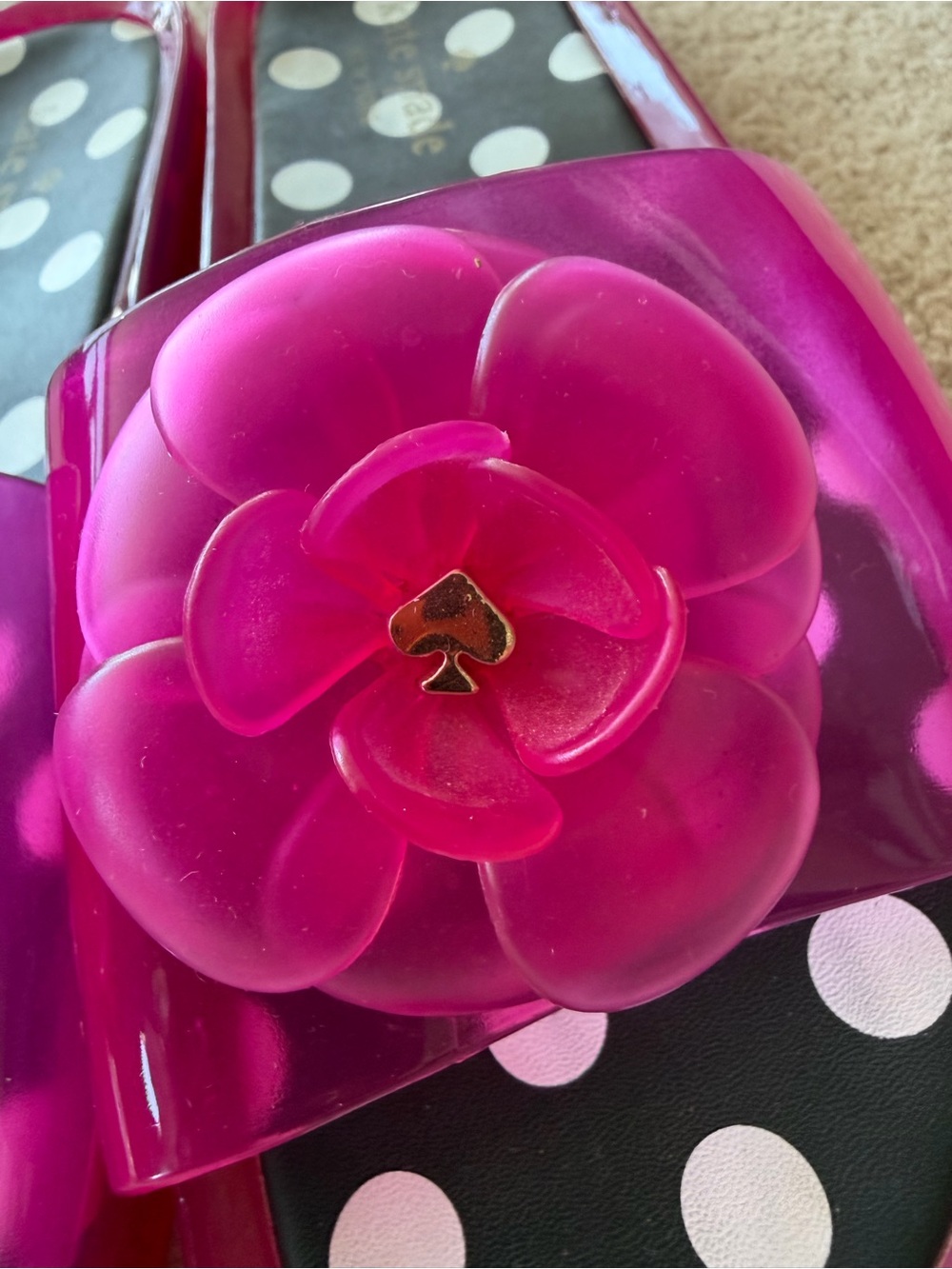 kate spade fuchsia camellia polka dot slide sandals - Picture 2 of 8